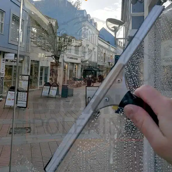 vinduespudsning til erhverv i centrum